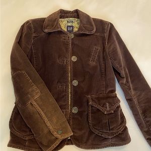 Brown corduroy blazer. Easy as a denim jacket but in falls trendiest color.